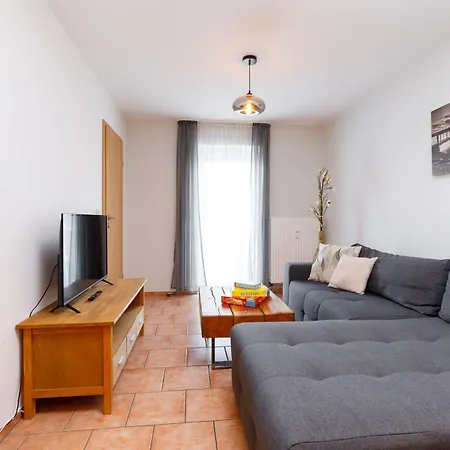 Yonna By Interhome